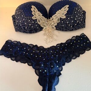 Victoria's Secret Embellished Navy and Cream Lace Bra Set